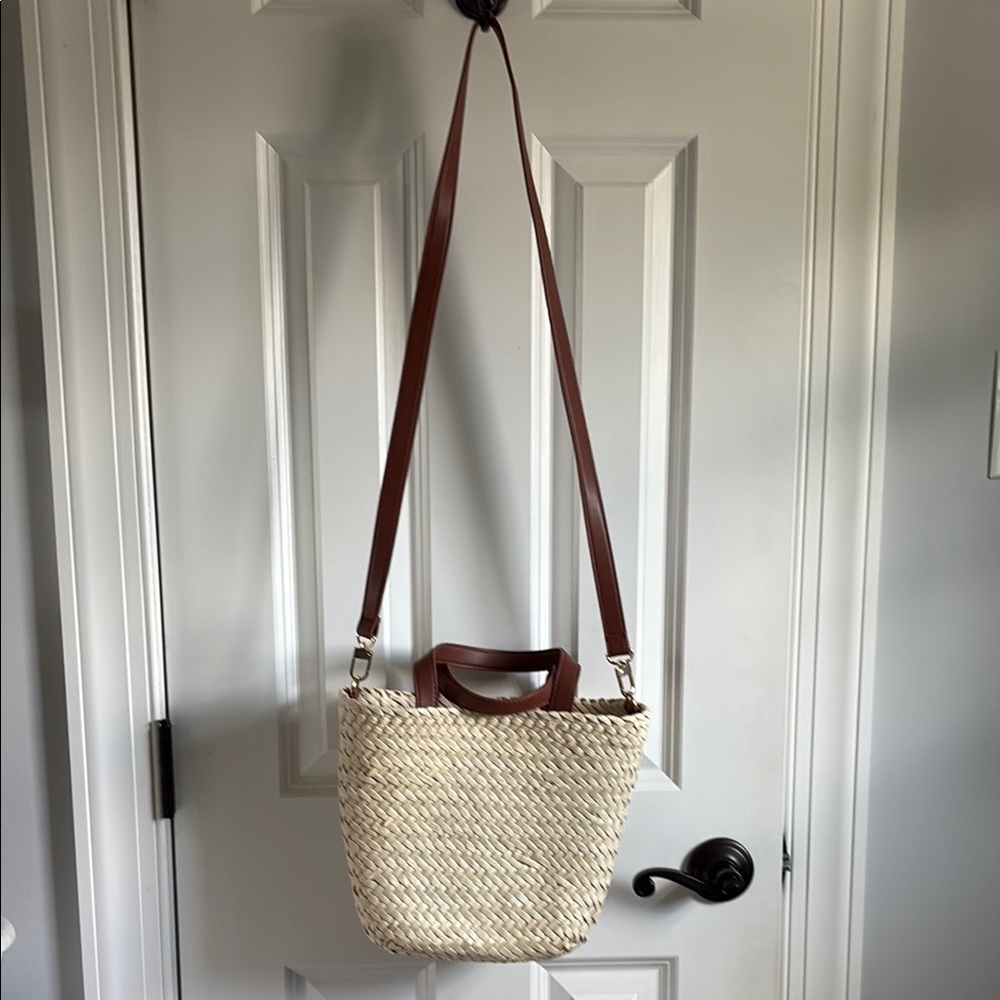 New LOFT Raffia Straw Tan Brown Woven Crossbody Tote Bag